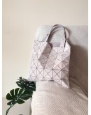 三宅BA O BAO 經典6x6雙色款(Line下單請先加入 https://lin.ee/69pBJ01 或ID:@oit2820k 有專人為妳服務) 三宅BA O BAO 經典6x6雙色款(Line下單請先加入 https://lin.ee/69pBJ01 或ID:@oit2820k 有專人為妳服務)