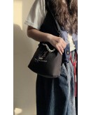 RALPH LAUREN 小熊刺繡輕量防潑水 2WAY 束口包 RALPH LAUREN 小熊刺繡輕量防潑水 2WAY 束口包