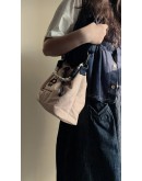 RALPH LAUREN 小熊刺繡輕量防潑水 2WAY 束口包 RALPH LAUREN 小熊刺繡輕量防潑水 2WAY 束口包