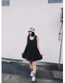 正韓 專櫃OUNCE 素雅細摺傘擺洋裝